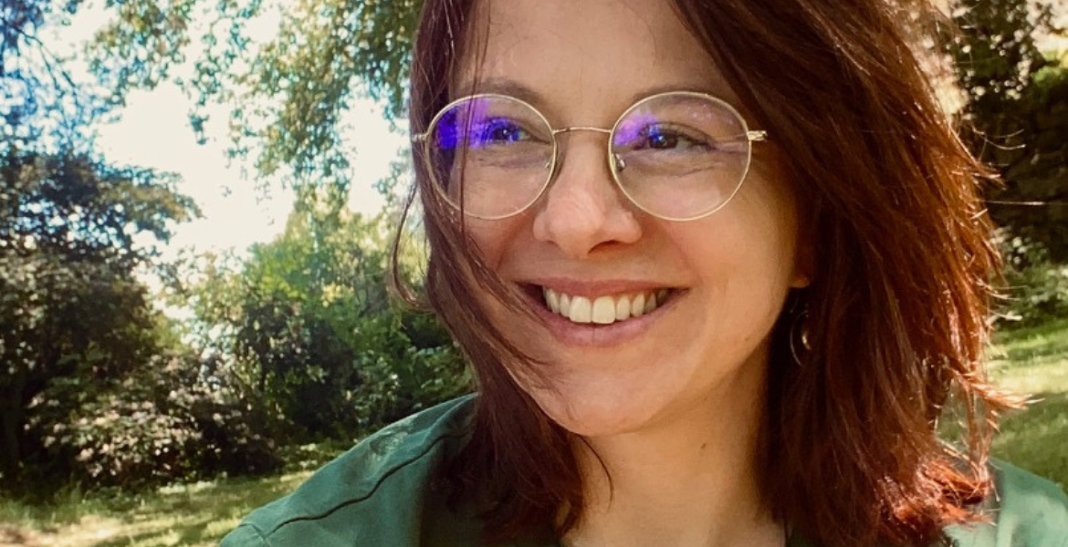 Adina Guerry, praticienne de soins de bien-être avec le rebozo dans le Puy-de-Dôme.